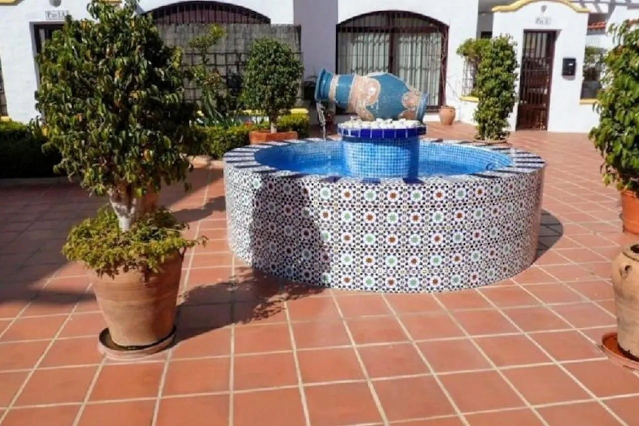 La Buena Vida Duplex: Stylish Retreat with Pool Access Near Puerto Banus Apartment Marbella