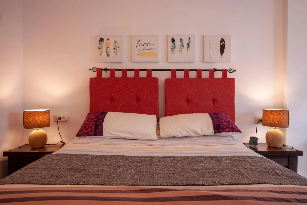 La Buena Vida Duplex: Stylish Retreat with Pool Access Near Puerto Banus Apartment Marbella
