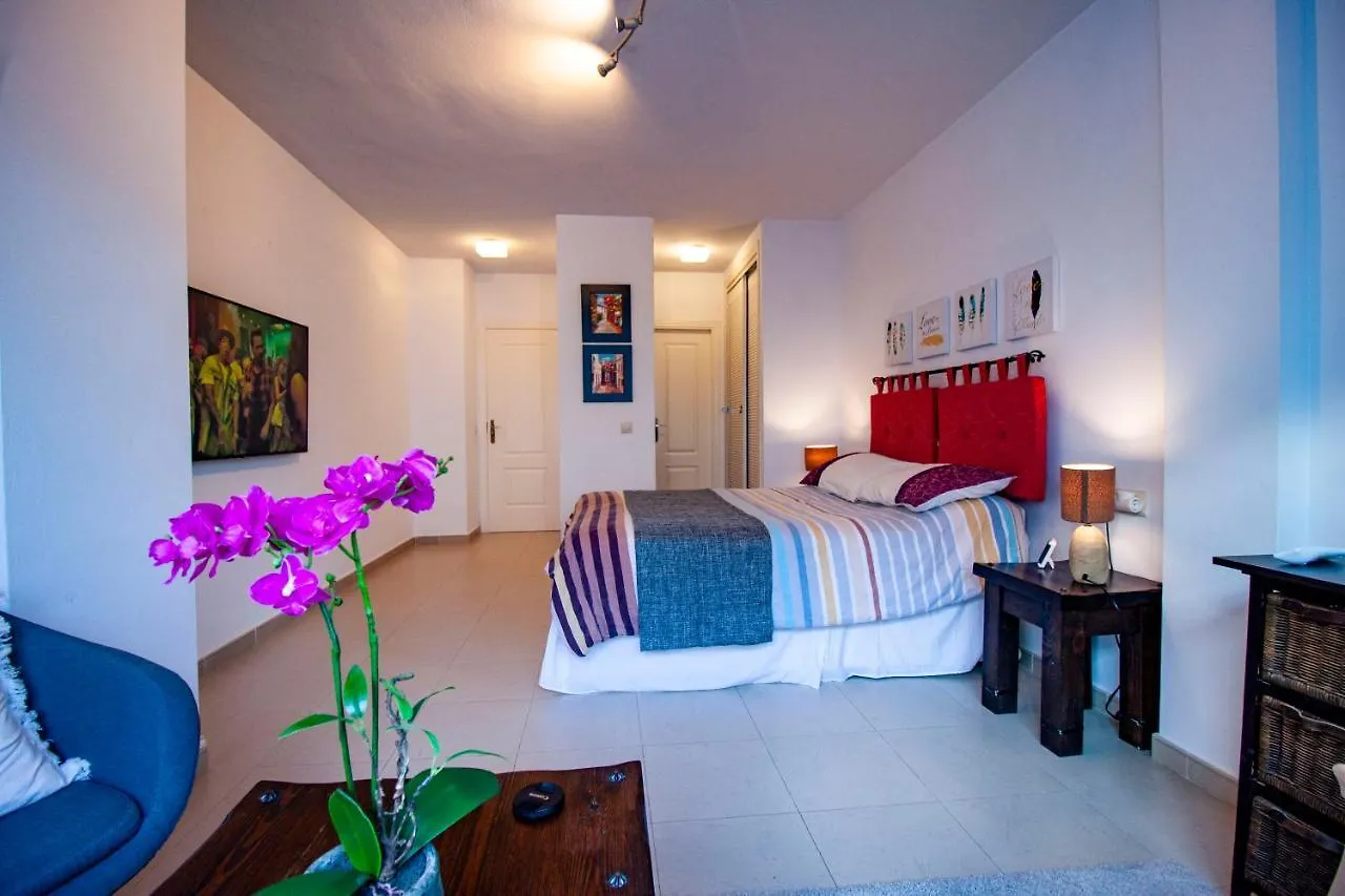 La Buena Vida Duplex: Stylish Retreat with Pool Access Near Puerto Banus Apartment Marbella Spain