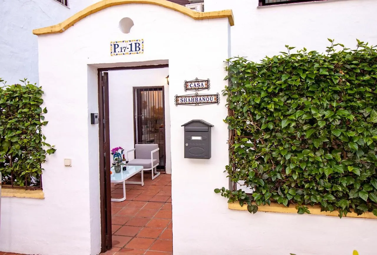 La Buena Vida Duplex: Stylish Retreat with Pool Access Near Puerto Banus Apartment Marbella