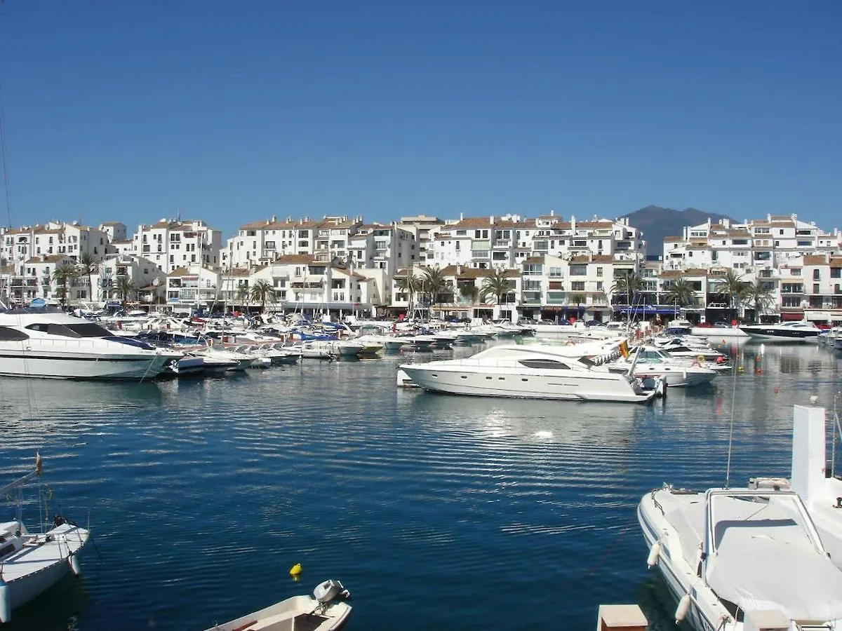Stylish 2-Bed Duplex Townhouse, Full Kitchen, Access To Three Pools, Minutes From Puerto Banus, By 